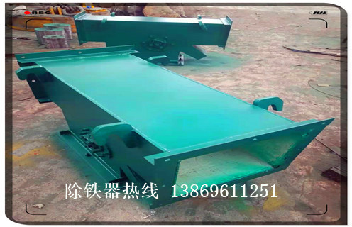 管道除鐵器，管道除鐵器工作原理視頻_千亿体育-充值中心管道除鐵器工作原理視頻12000高斯_可定製工作原理_安裝示意圖